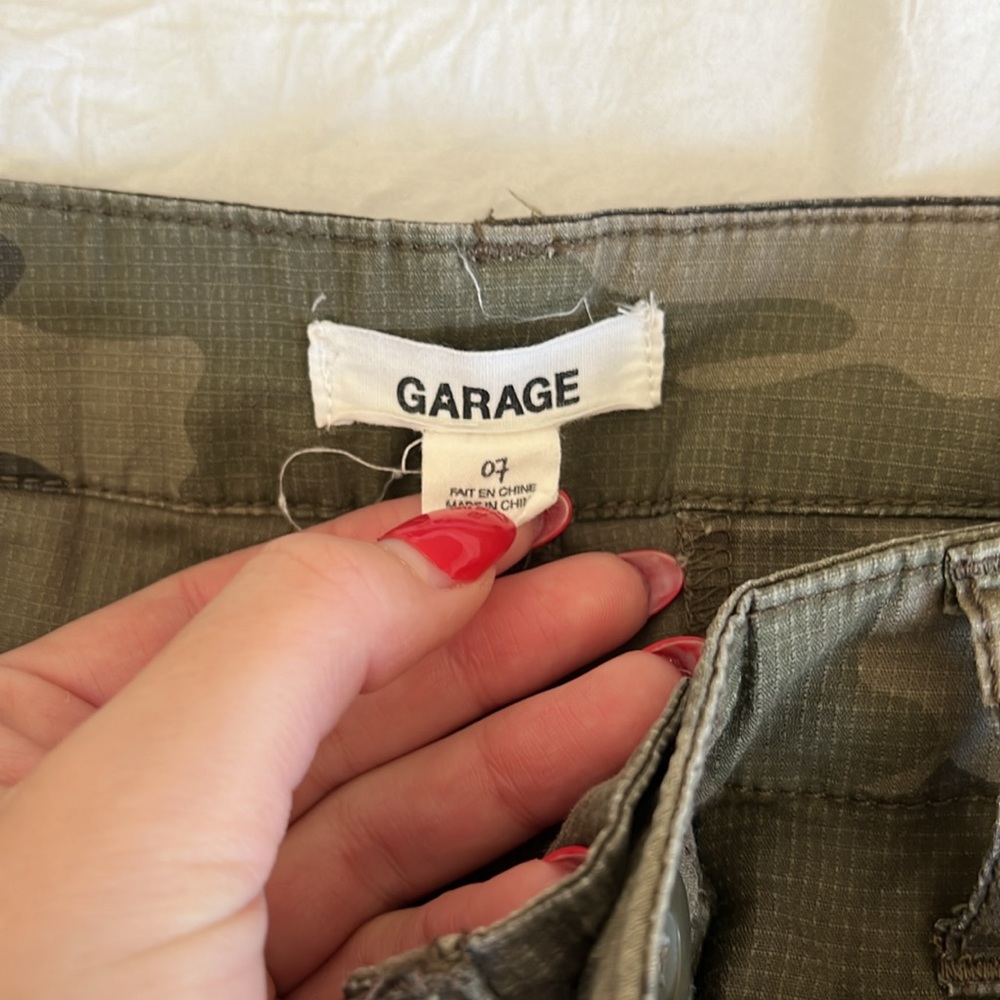 Garage Camouflage Cargo Joggers - Picture 5 of 6